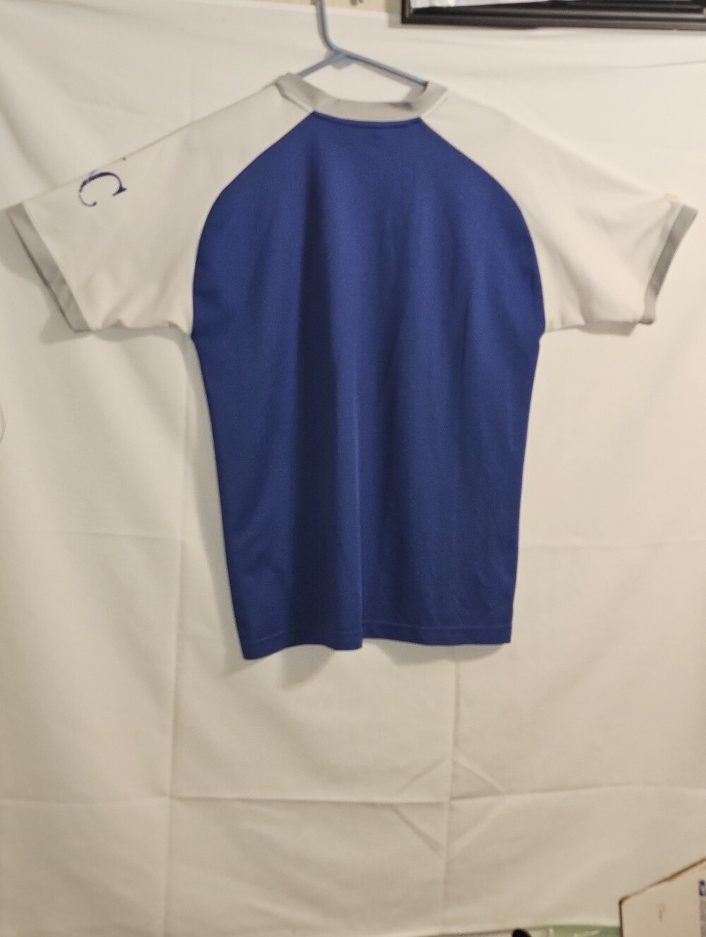 Adidas Kansas City Royals V-neck jersey in blue and white. Size Youth XL - Picture 5 of 9